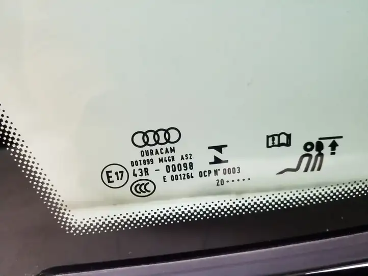 Audi RS5 (2017 - ) 8W8845297H Заднее боковое стекло — фото 5