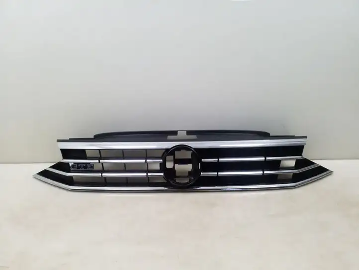 Volkswagen PASSAT B8 (2015 - ) 3G0853653P Передняя решетка — фото 1