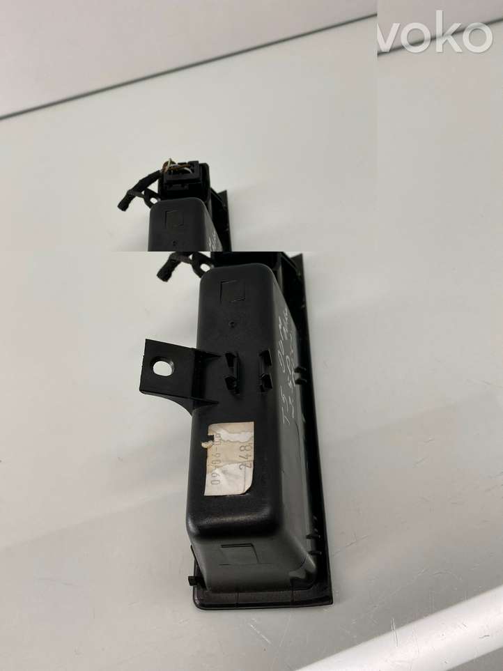Volkswagen Transporter-Caravelle (2003 - 2009)  7H0857925A Включатель аварийных фонарей