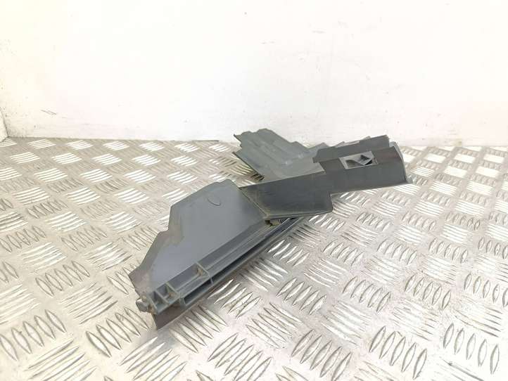 Opel Astra (2009 - 2012)  13402362 Устройство (устройства) для отвода воздуха