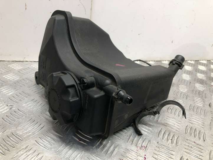 BMW 3 E90 E91 (2005 - 2012)  7810592 Расширительный бачок охлаждающей жидкости