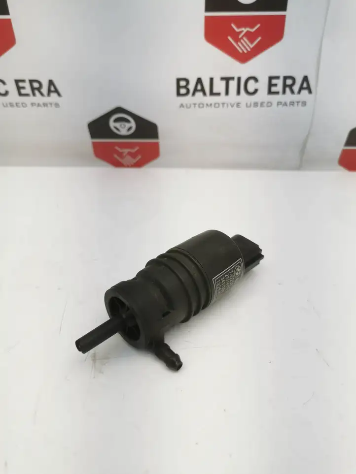 BMW 3 F30 F35 F31 (2012 - 2018) 7302589 Насос омывателя фар — фото 1