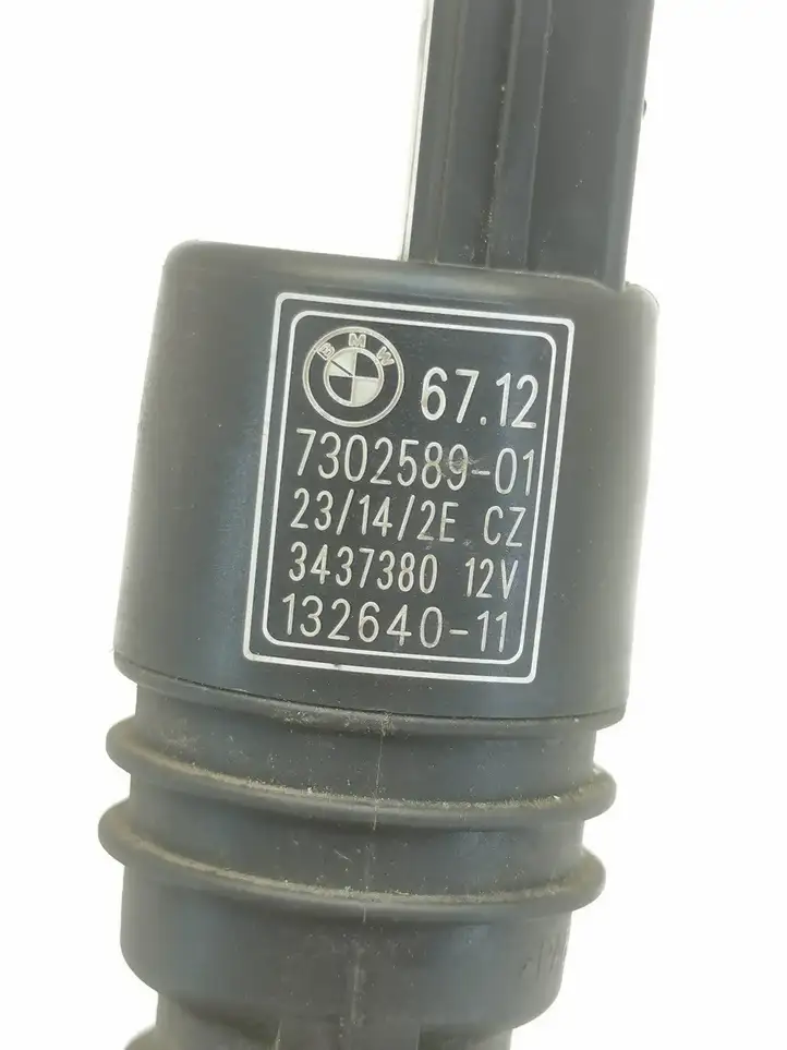 BMW 3 F30 F35 F31 (2012 - 2018) 7302589 Насос омывателя фар — фото 3
