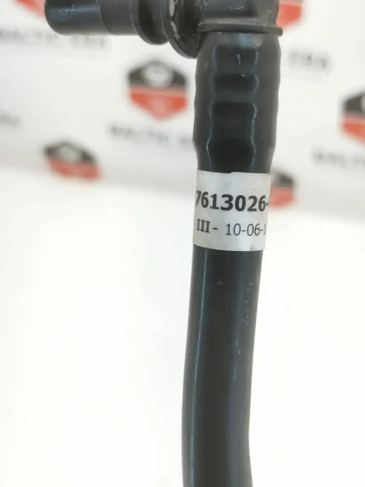BMW 3 F30 F35 F31 (2012 - 2018) 7613026 Шланг сапуна — фото 3