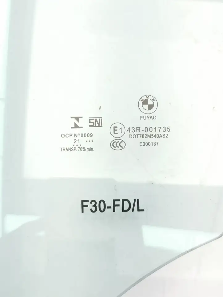 BMW 3 F30 F35 F31 (2012 - 2018) 43R001735 Стекло передней двери — фото 3