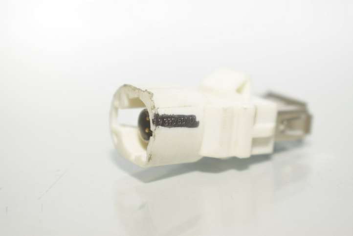 BMW M4 F82 F83 (2014 - 2020)   Разъем USB