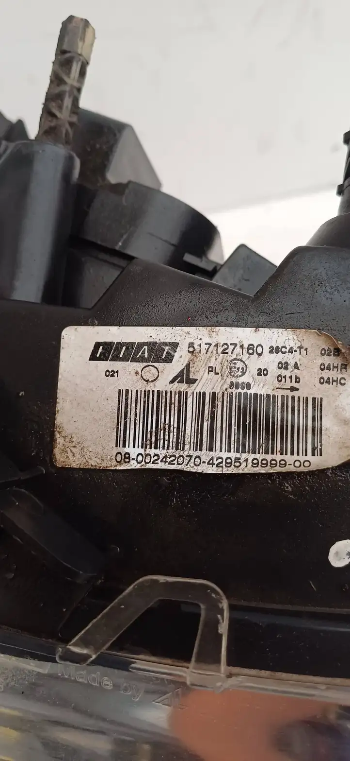 Fiat Stilo (2001 - 2010) 517127160 Передняя фара — фото 1