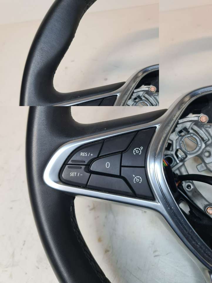 Renault Clio V (2019 - )   Руль