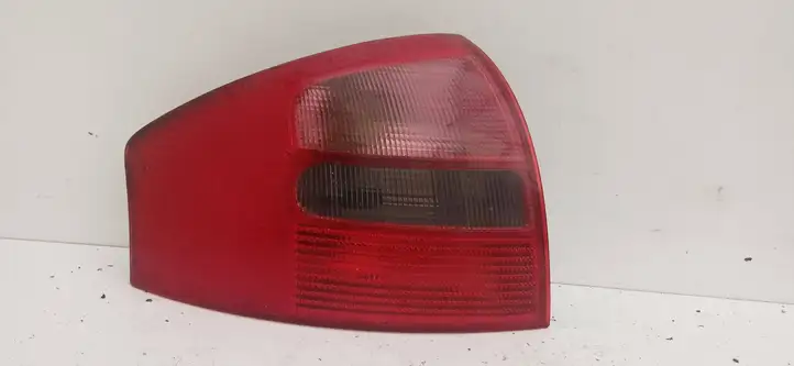 Audi A6 S6 C5 4B (1997 - 2001) 148151 Задний фонарь в кузове — фото 1