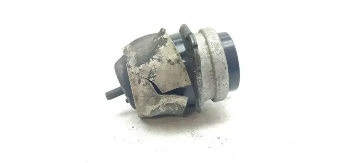 Volkswagen Touareg I (2002 - 2010) 7L6199131C Опора двигателя — фото 1