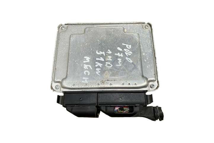 Volkswagen Polo (2005 - 2009)  045906019BP Блок управления двигателя