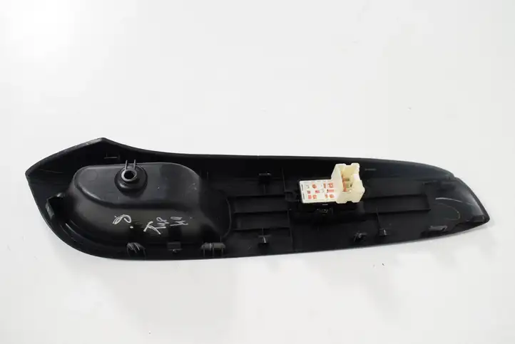 Nissan Note (E12) (2014 - 2018) 809613BB0A Кнопка стеклоподъемников — фото 3