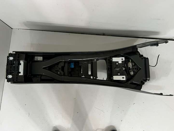 BMW 2 G42 (2021 - )  6996833 Центральная консоль