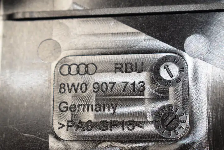 Audi A5 (2016 - ) 8W0907713 Прочие детали салона — фото 5