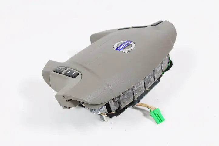 Volvo V70 (2004 - 2007) 30754314 Подушка безопасности руля — фото 3