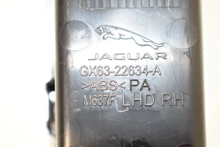Jaguar XE (2014 - 2019) GX6322634A Кнопка фаркопа в багажнике — фото 5
