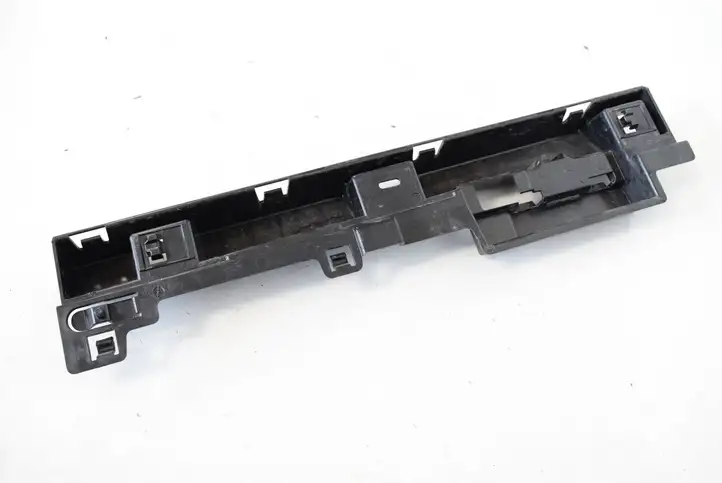 BMW 3 F30 F35 F31 (2012 - 2018) 7256918 Другая часть кузова — фото 4