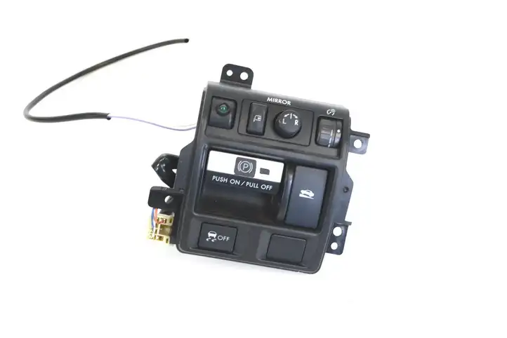 Subaru Outback (2009 - 2014) 83061AJ020 Блок кнопок на панели — фото 1
