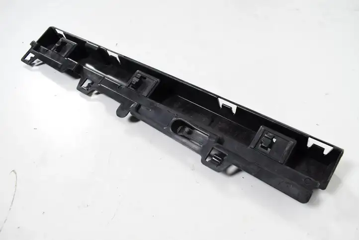 BMW 3 F30 F35 F31 (2012 - 2018) 7256916 Другая часть кузова — фото 4