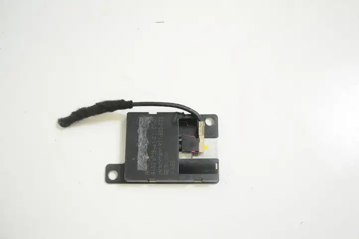 BMW 3 F30 F35 F31 (2012 - 2018) Bluetooth модуль — фото 3