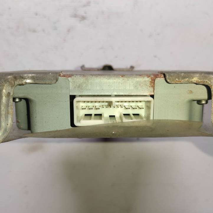 Toyota Prius (XW20) (2003 - 2009)  8953547020 Блок управления коробки передач