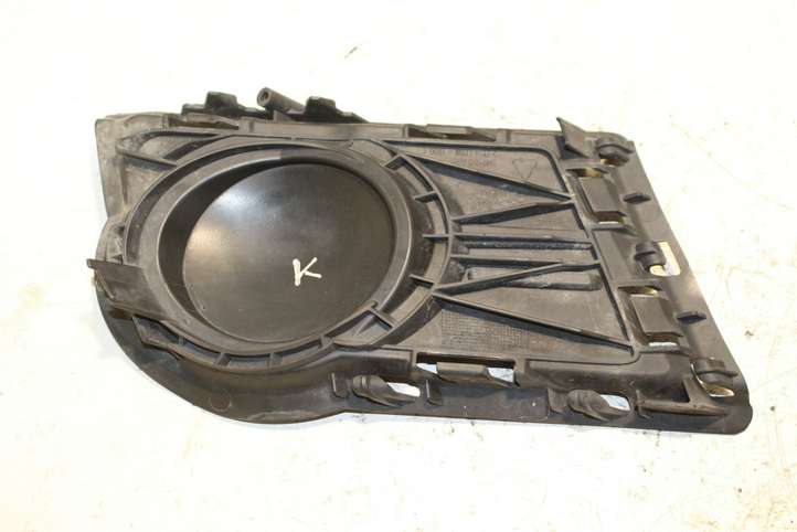 Volkswagen Tiguan (2007 - 2011)  5N0853665 Декоративная решётка противотуманной фары