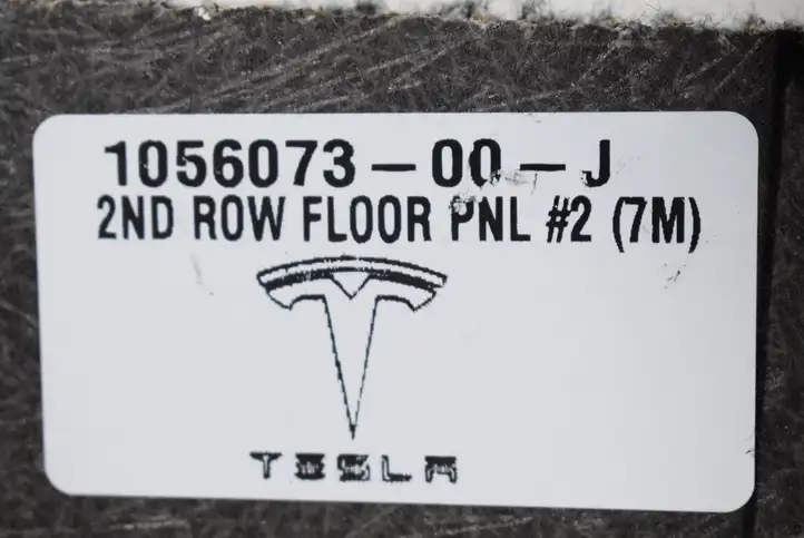 Tesla Model X (2015 - 2021) 105607300 Прочие детали салона — фото 5