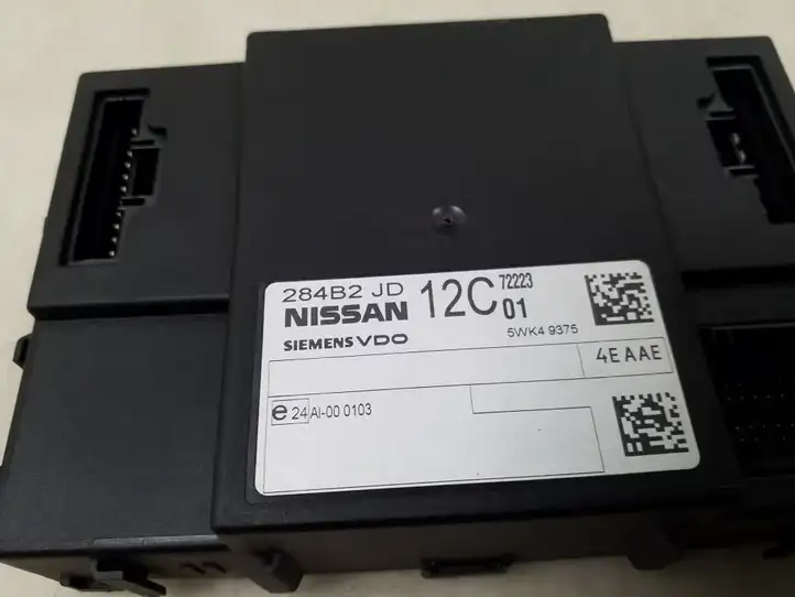 Nissan Qashqai (2006 - 2010) 284B2JD12C Модуль комфорта — фото 2