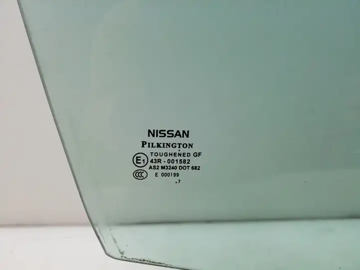 Nissan Qashqai (2006 - 2010) Стекло передней двери — фото 2