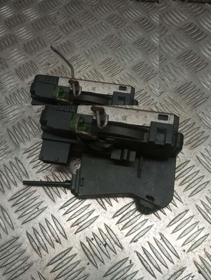 Opel Astra (1998 - 2004)  24444015 Передняя звукоизоляция