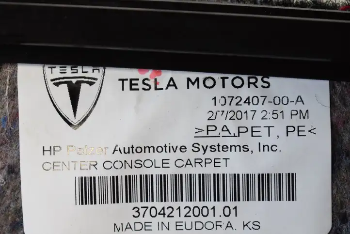 Tesla Model X (2015 - 2021) 107240700 Прочие детали салона — фото 5