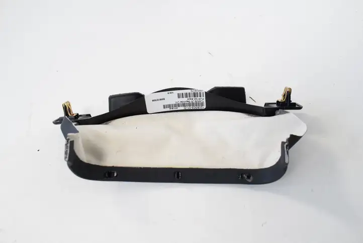 Tesla Model X (2015 - 2021) 100830301 Обшивка рулевой колонки — фото 3
