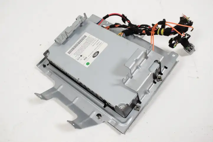 Land Rover Freelander 2 - LR2 (2006 - 2010) 6H5218C808AC Усилитель звука — фото 2