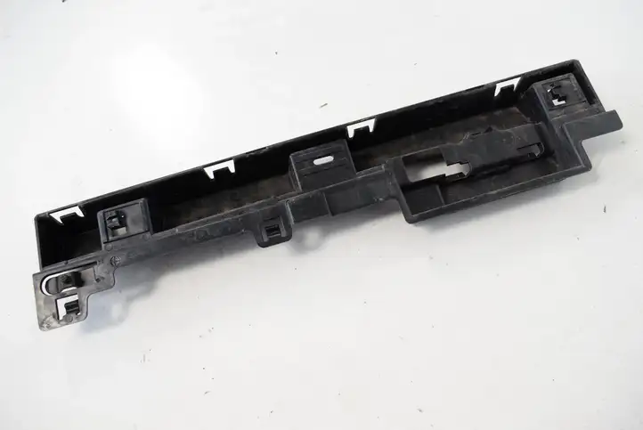 BMW 3 F30 F35 F31 (2012 - 2018) 7256918 Другая часть кузова — фото 3