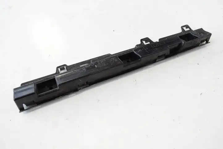 BMW 3 F30 F35 F31 (2012 - 2018) 7256915 Другая часть кузова — фото 2