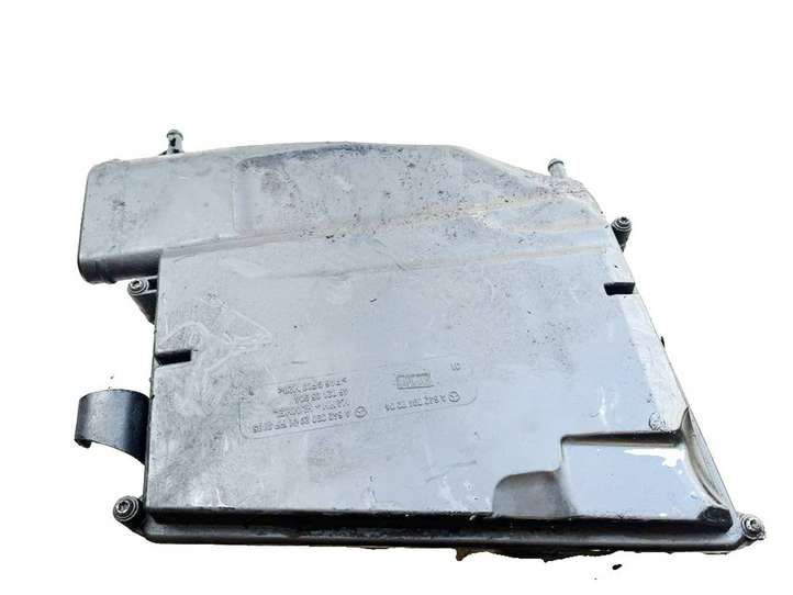 Mercedes-Benz ML W164 (2005 - 2011)  4602185904 Коробка воздушного фильтра