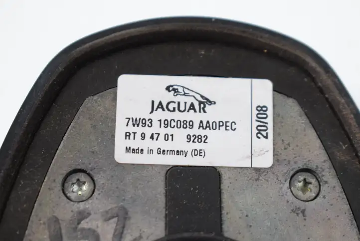 Jaguar XF X250 (2007 - 2015) 7W9319C089AA GPS антенна — фото 3