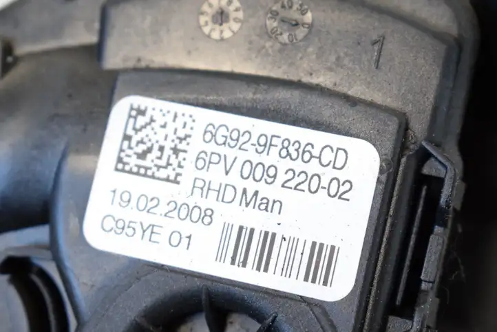 Volvo XC60 (2008 - 2013) 6G929F836CD Педаль акселератора — фото 4
