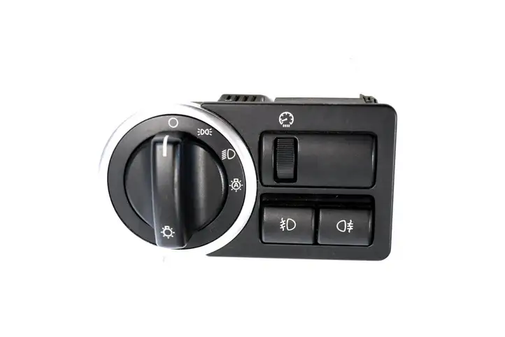 Land Rover Range Rover L322 (2009 - 2012) YUD501380PUY Включатель фонарей — фото 1