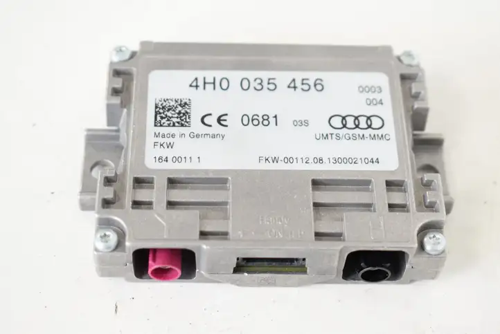 Audi A3/S3 8V (2012 - 2016) 4H0035456 Усилитель антенны — фото 1