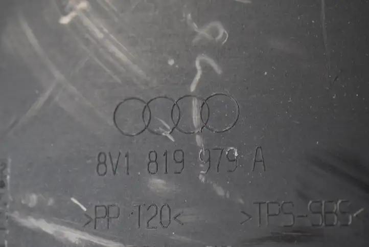 Audi A3/S3 8V (2012 - 2016) 8V1819979A Другая часть кузова — фото 5