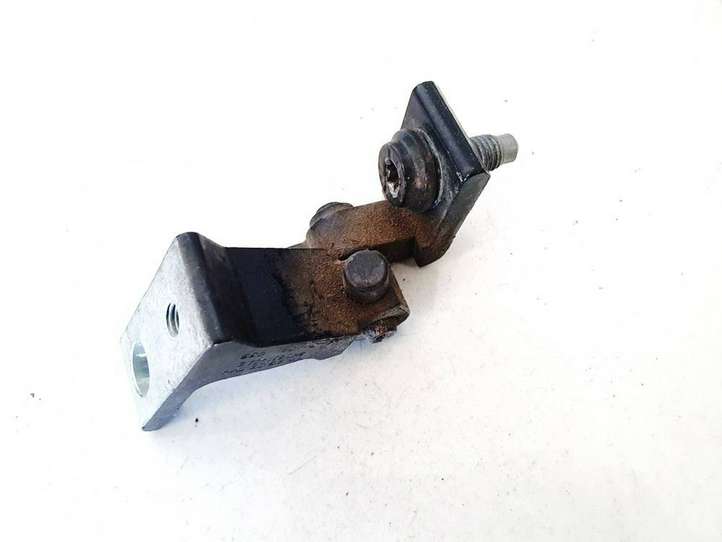 Audi A5 (2007 - 2011)  8k0831402e Верхняя петля передней двери