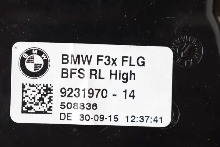 BMW 3 F30 F35 F31 (2012 - 2018) 9231970 Воздушная решетка панели — фото 2