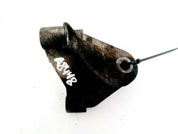 Nissan Primera (2001 - 2008)  8200072747 Кронштейн