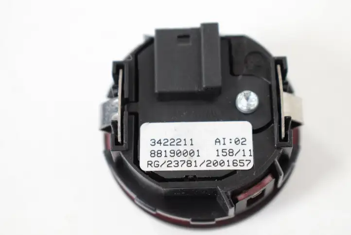 Mini Cooper Countryman R60 (2010 - 2016) 3422211 Кнопка фаркопа в багажнике — фото 5