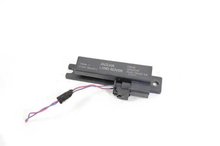Land Rover Range Rover Sport L494 (2009 - 2013) AH4215K603AA GPS антенна — фото 1