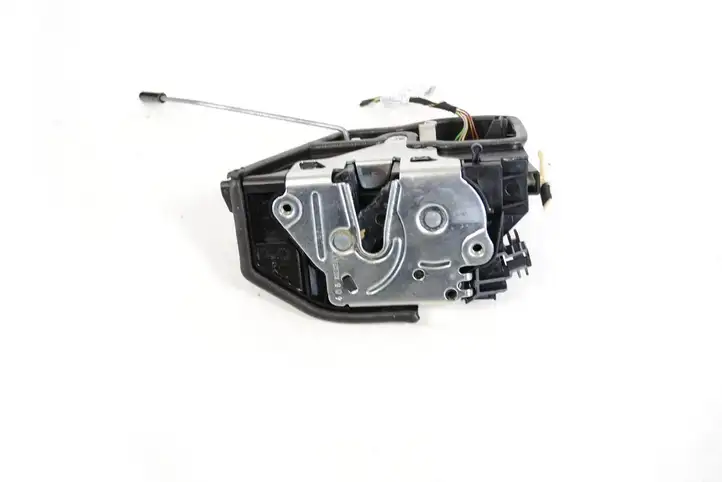 BMW 3 F30 F35 F31 (2012 - 2018) 7202147 Замок задней двери — фото 4