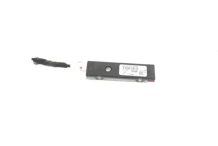 Mercedes-Benz E A207 (2010 - 2017) A2048200189 Усилитель антенны — фото 1