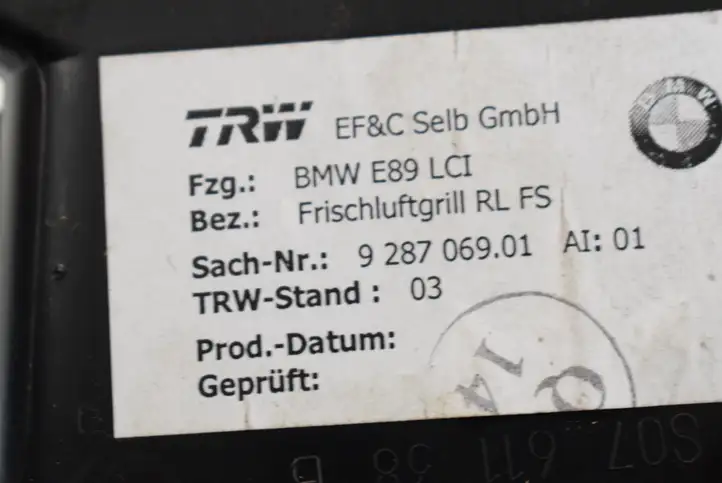 BMW Z4 E89 (2009 - 2017) 9287069 Воздушная решетка панели — фото 5