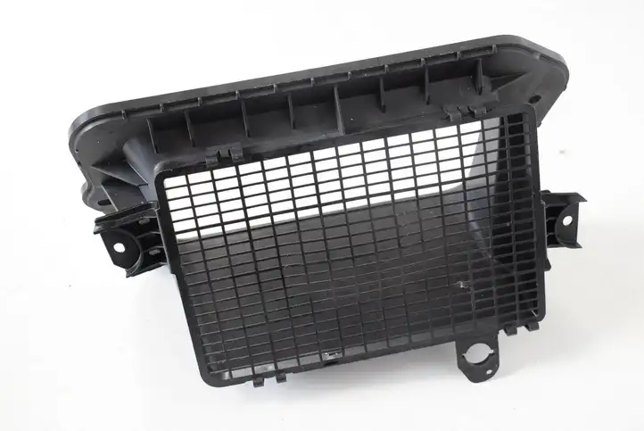 Audi A4 S4 B9 (2015 - 2019) 8W1819904A Другая часть кузова — фото 2